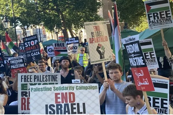 تظاهرات گسترده در لندن و شعارهائی در قطع حمایت از رژیم صهیونیستی
