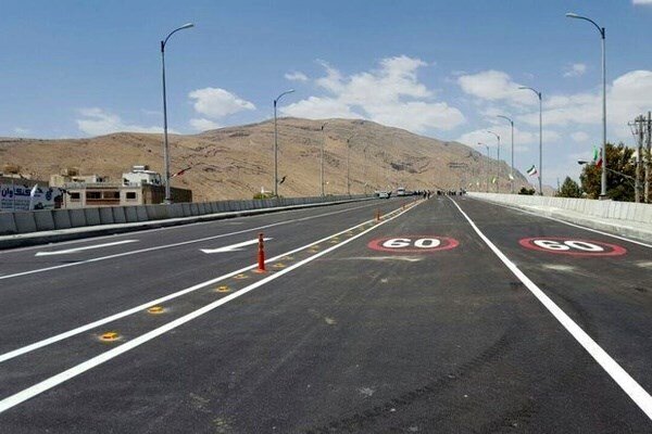  پیشرفت ٨٣ درصدی قطعه ۱۱ کیلومتری باند دوم جاده جم - فیروزآباد