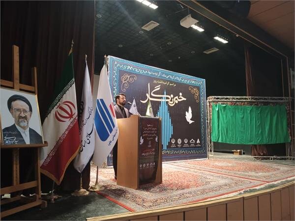 مطالبه مسکن خبرنگاران را پیگیری می کنیم