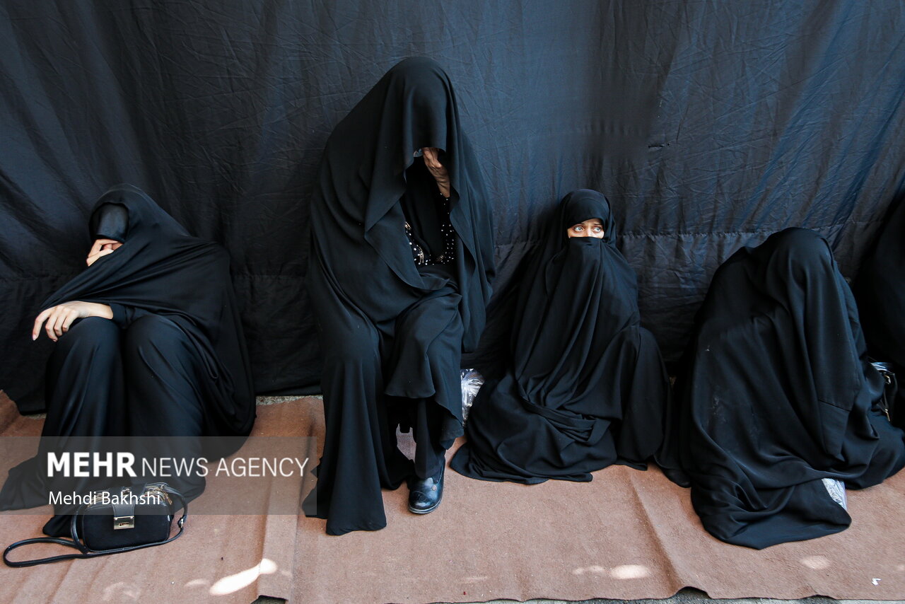 روضههای خانگی زنان در کوچه پس کوچههای حسینیه ایران