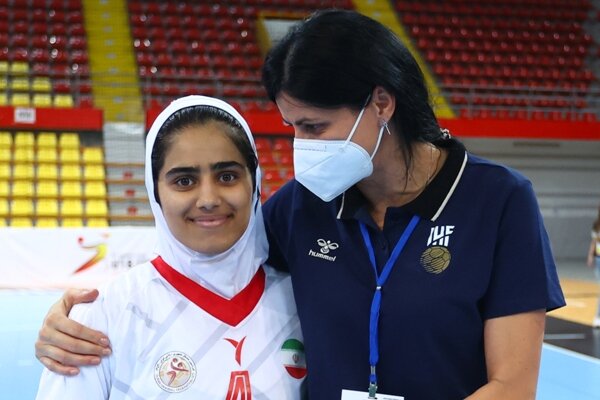 اولین حضور همراه با معرفی ستارگان هندبال ایران به جهان