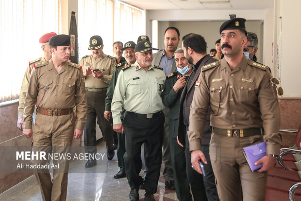 Iraqi delegation visits Iran Supreme Natl. Defense University