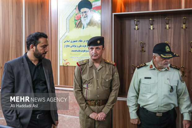 Iraqi delegation visits Iran Supreme Natl. Defense University