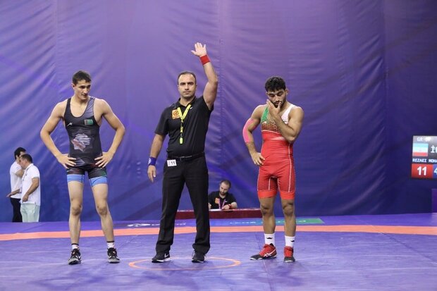 Iranian Greco-Roman wrestler wins bronze in Islamic games