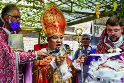 Christians celebrate the Blessing of Grapes