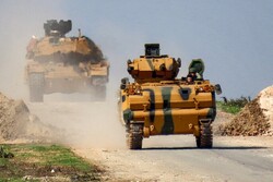 حملات توپخانه‌ای ترکیه به شمال الحسکه/ده‌ها خانواده آواره شدند