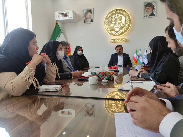 12 پایگاه حقوقی رایگان در حاشیه شهر مشهد فعال است