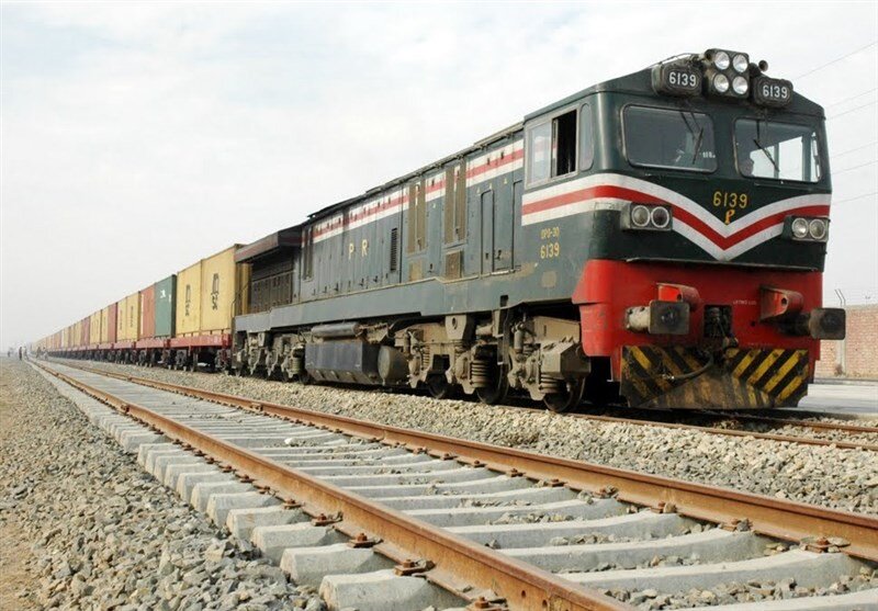 پاکستان میں موسلادھار بارشوں اور سیلاب کے باعث ریلوے آپریشن معطل
