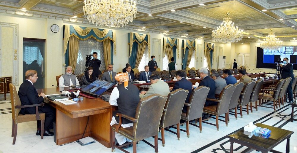 کابینہ کے بیشتر اراکین کا وزیراعظم کو ملک میں ایمرجنسی لگانے کا مشورہ، پاکستانی میڈیا کا دعویٰ