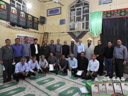 مراسم تجلیل از آزادگان و مدافعان حرم در زرین دشت برگزار شد