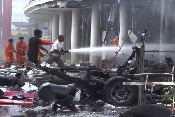 Multiple bomb, arson attacks rock Thailand's south