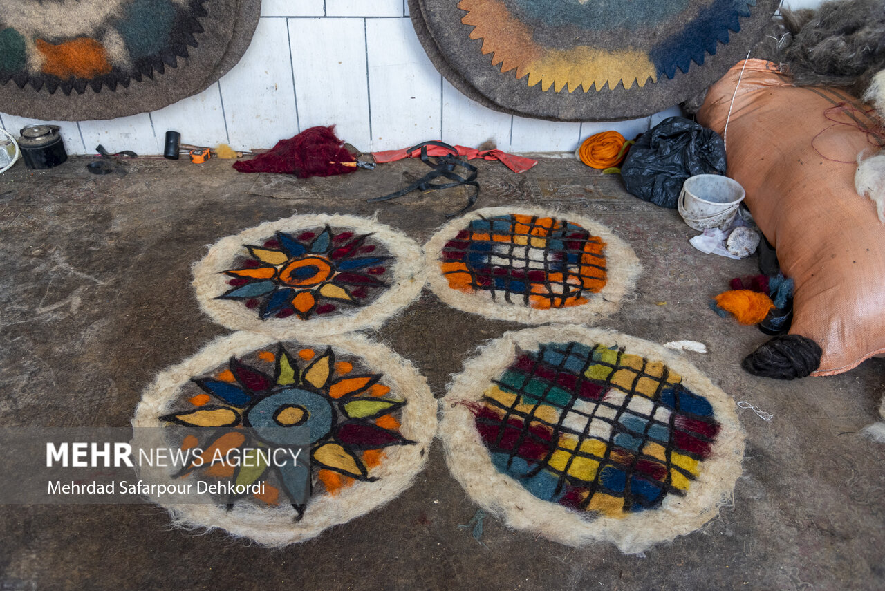 احیای صنایع دستی فراموش شده در مراوه تپه/ ۵۰۰۰ شغل ایجاد شد