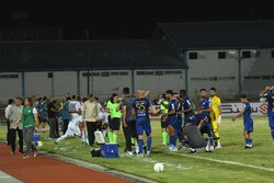 داوری فوتبال ایران یک مشکل بزرگ دارد/ «ساپینتو» باید اخراج می‌شد