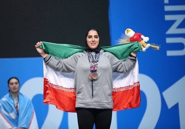 تاریخ‌سازی الهام حسینی در وزنه برداری زنان با کسب سه مدال طلا