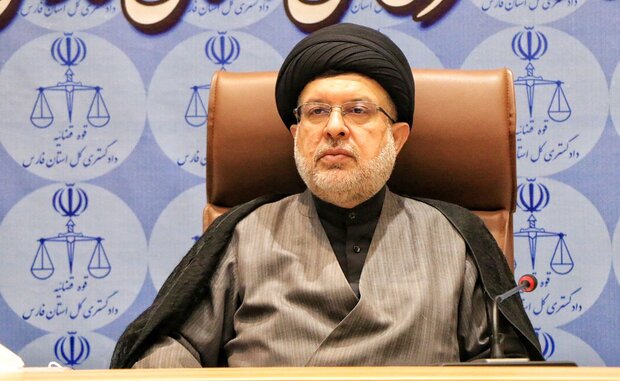 متهمان پرونده نوجوان ۱۶ ساله زرین دشتی تفهیم اتهام شدند متهمان پرونده نوجوان ۱۶ ساله زرین دشتی تفهیم اتهام شدند