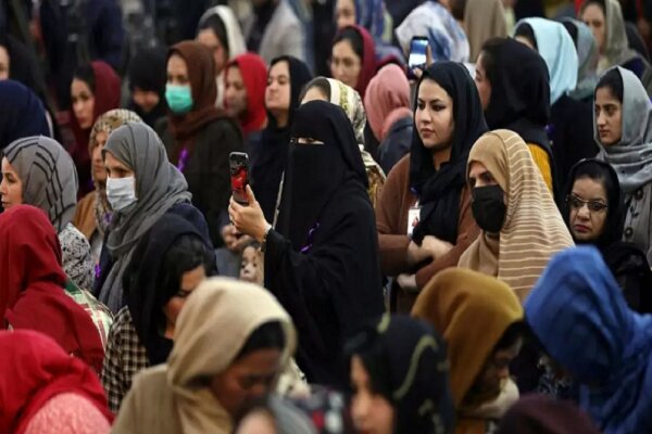طالبان تحصیلات دانشگاهی زنان را ممنوع کرد