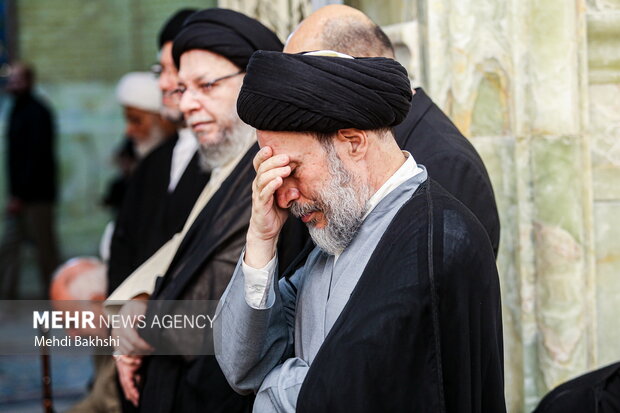 Commemorating Ayatollah Hakim demise anniversary in Qom