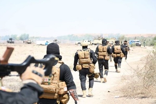 زائران بحرینی تحت حفاظت نیروهای حشد شعبی وارد عراق شدند