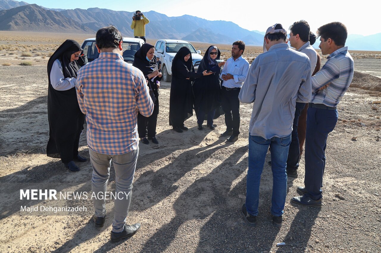 شبی پای درد دلهای عشایر ابرکوه/وقتی ساز «حاج احمد» کوک نیست