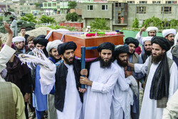 Bombing at evening prayers in Kabul kills 21