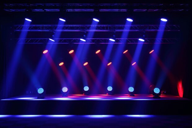 نور لیزر بر گردشگری کرمانشاه می تابد/ اشتغال نوین در راه است