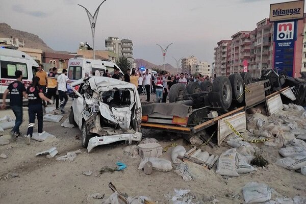 Mardin'de feci kaza; 20 kişi hayatını kaybetti