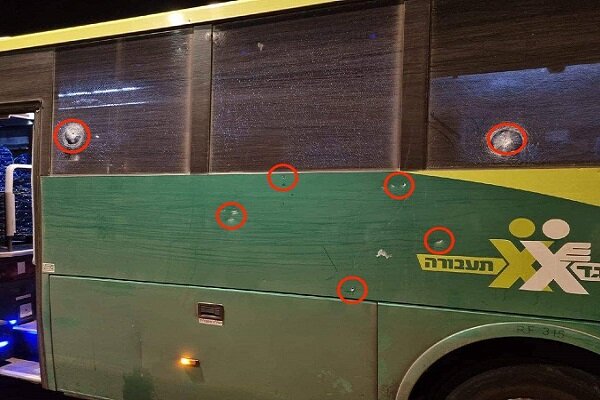 تیراندازی به اتوبوس شهرک‌نشینان در رام الله/واکنش صهیونیستها+فیلم
