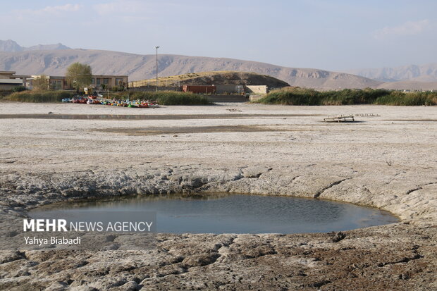 آخرین نفسهای سراب تاریخی نیلوفر