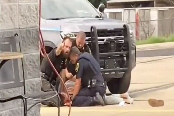 US police brutality against 27-year-old civilian go viral
