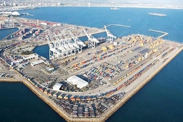 India hands over 6 mobile port cranes to install at Chabahar