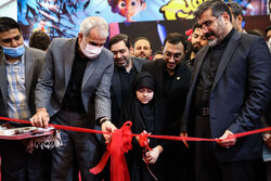 افتتاح نمایشگاه ایران نوشت