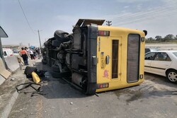 واژگونی اتوبوس در آزادراه زنجان – قزوین ۲۹ مصدوم برجا گذاشت 