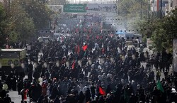 تنظيم مسيرة بطول 17 كيلومتراً في طهران