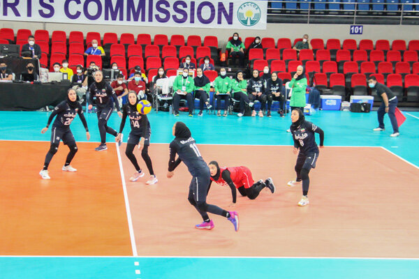 تیم والیبال زنان ایران در جایگاه دهم ایستاد
