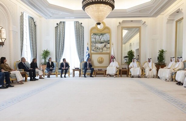 Yunanistan Başbakanı'ndan Katar'a ziyaret