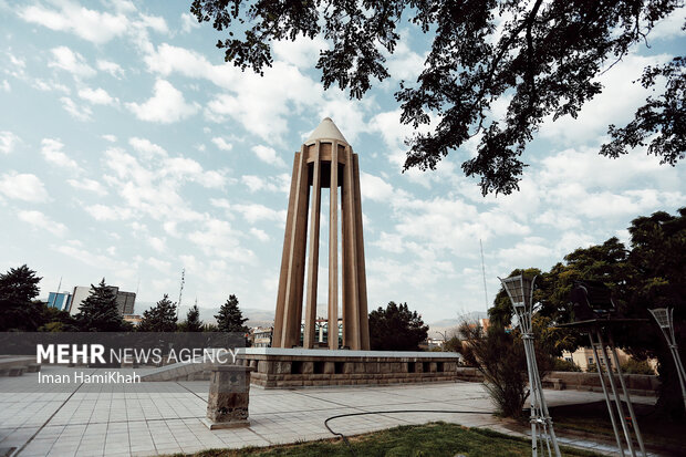 به مناسبت روز همدان