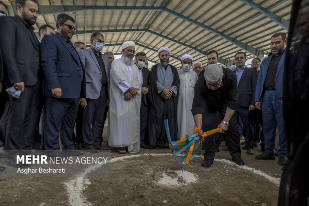 عملیات اجرایی آب‌شیرین‌کن ۱۰ هزار مترمکعبی جزیره قشم آغاز شد