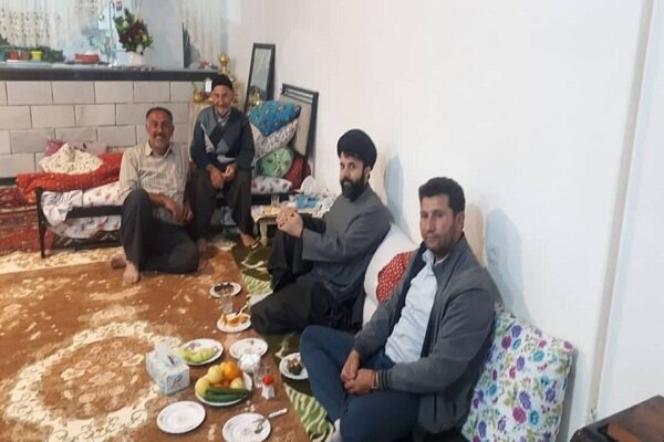 تأمین آب و برق روستا/مشکلاتی که یکی یکی با کمک مردم بر طرف میشود