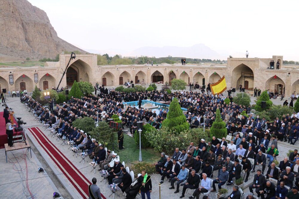 حضور۲۰۰ پیرغلام‌ در نوزدهمین اجلاس پیرغلامان حسینی