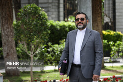 وزیر فرهنگ و ارشاد اسلامی به کرمانشاه سفر می‌کند