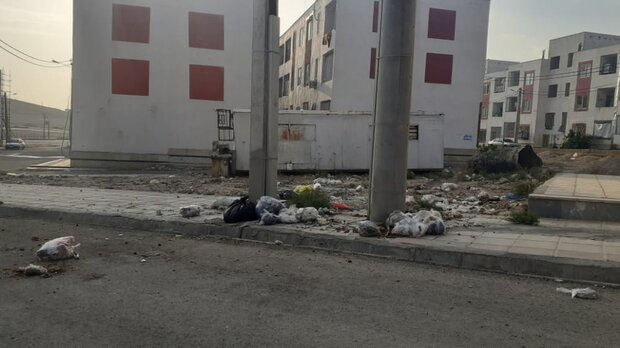 مسکن مهر دهدشت در حصار مشکلات زیرساختی است/ دپوی زباله در محل