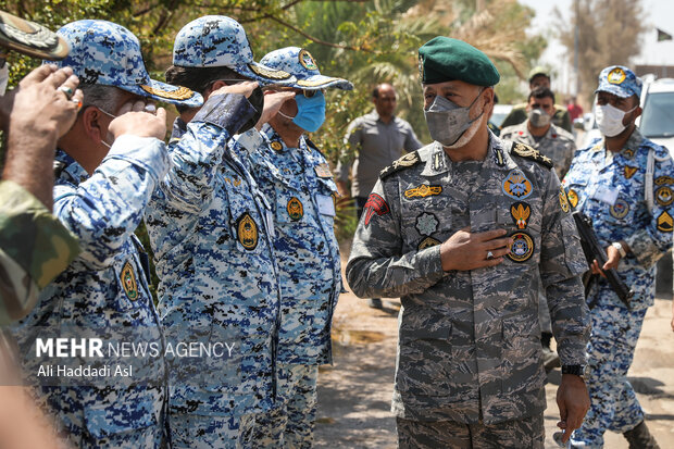 امیر دریادار حبیب الله سیاری معاون هماهنگ کننده ارتش جمهوری اسلامی در نخستین روز رزمایش مشترک پهبادی ۱۴۰۱ حضور دارد