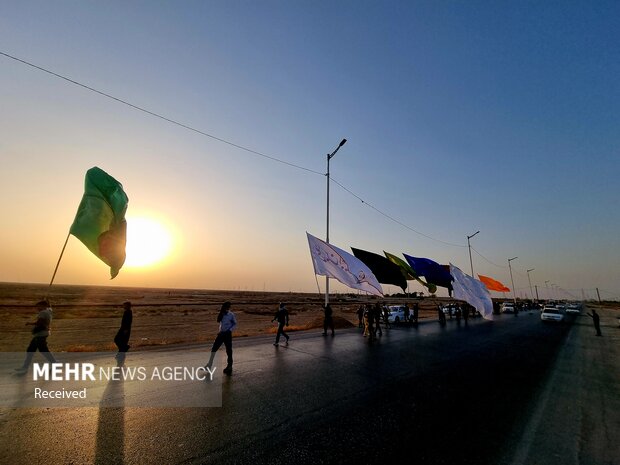 حرکت کاروان پیاده روی عشاق الحسین(ع) =