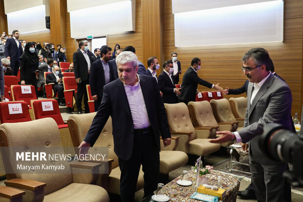 مراسم رونمایی از فینوداد بانک ملی ایران