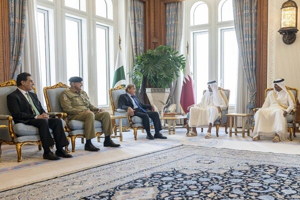محورهای گفتگوی امیر قطر با نخست وزیر پاکستان