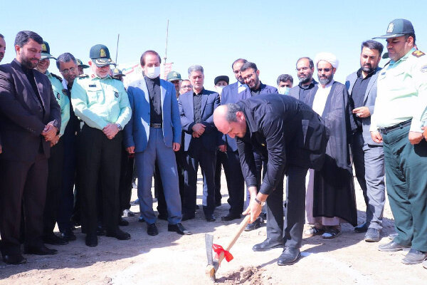 کلانتری«خیرآباد» در ورامین کلنگ زنی شد کلانتری«خیرآباد» در ورامین کلنگ زنی شد