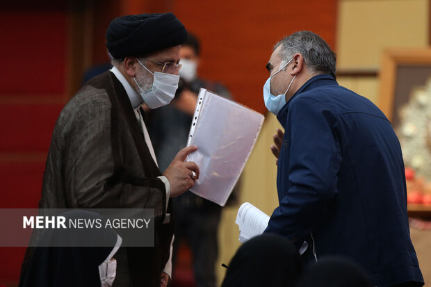 فسادستیزی رئیسی؛وعدهای که روی زمین نماند/۴ اقدام مهم دولت سیزدهم فسادستیزی رئیسی؛وعدهای که روی زمین نماند/۴ اقدام مهم دولت سیزدهم