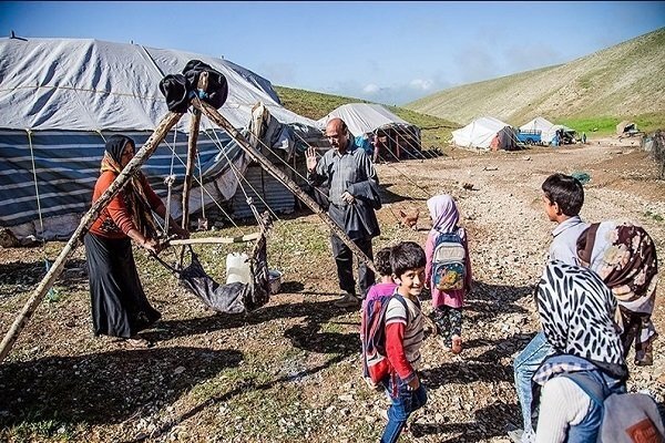 بازگشت عشایر سهند به مناطق قشلاقی