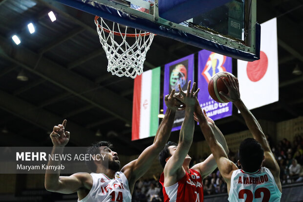 دیدار تیم‌های ملی بسکتبال ایران و ژاپن از رقابت‌های مقدماتی جام جهانی ۲۰۲۳، شامگاه پنجشنبه ۳ شهریور ۱۴۰۱ در تالار بسکتبال ورزشگاه آزادی تهران برگزار شد