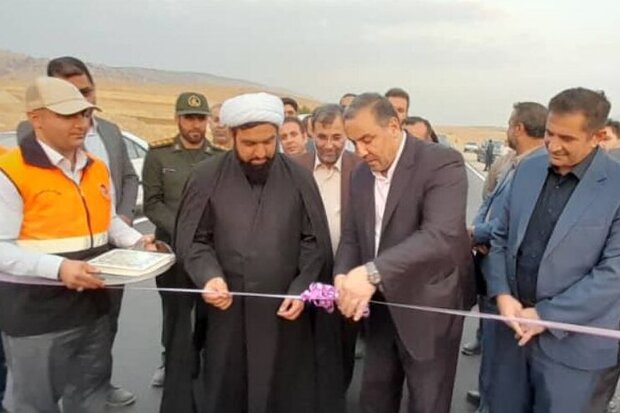 افتتاح ۷ پروژه راهداری در سیروان با اعتبار ۲۵۰ میلیارد ریال افتتاح ۷ پروژه راهداری در سیروان با اعتبار ۲۵۰ میلیارد ریال